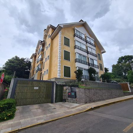 Apartmán 1D Com Lareira No Centro De Gramado Exteriér fotografie